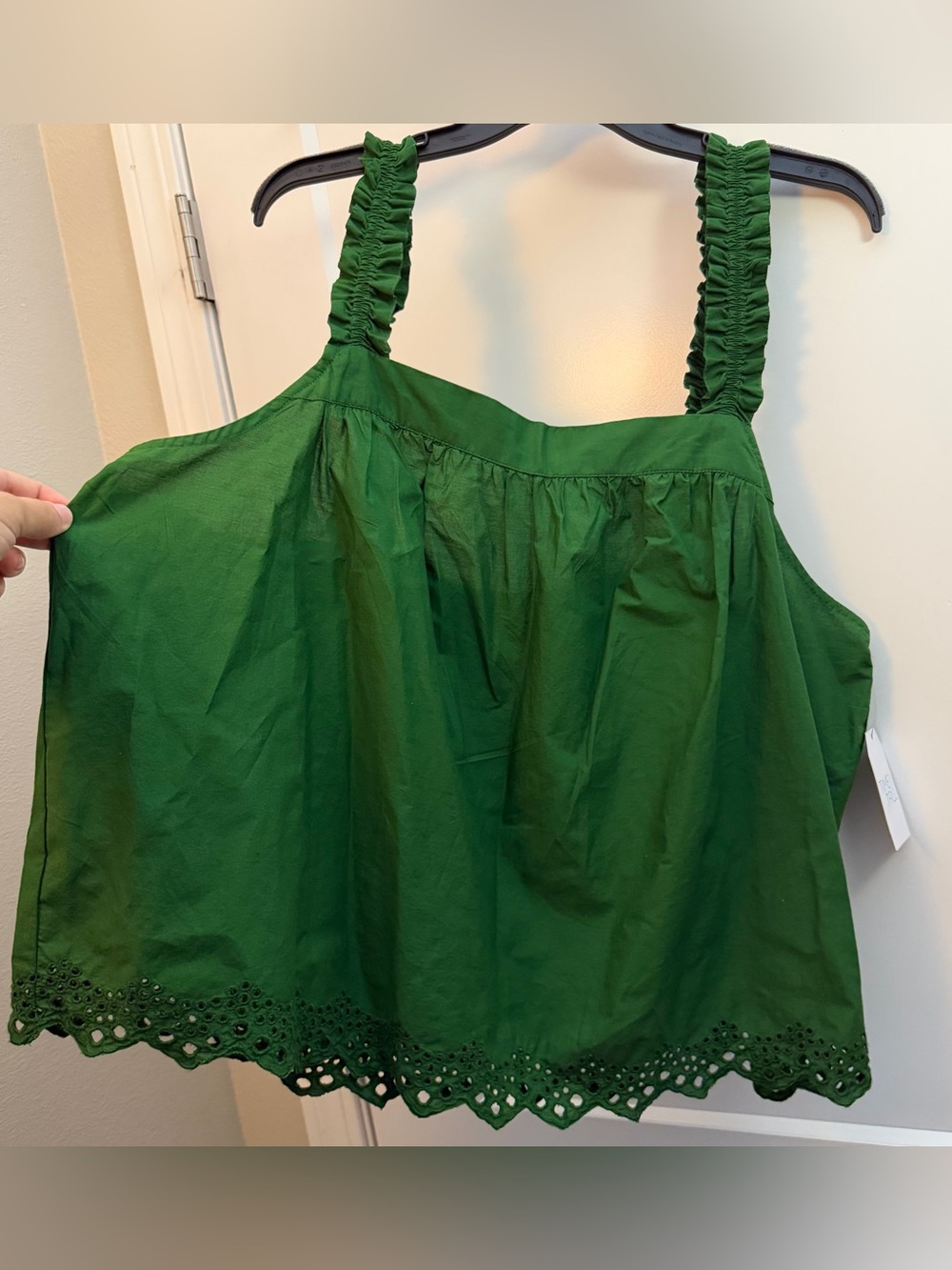 3XL Green Eyelet Ruffled Strap Tank Top